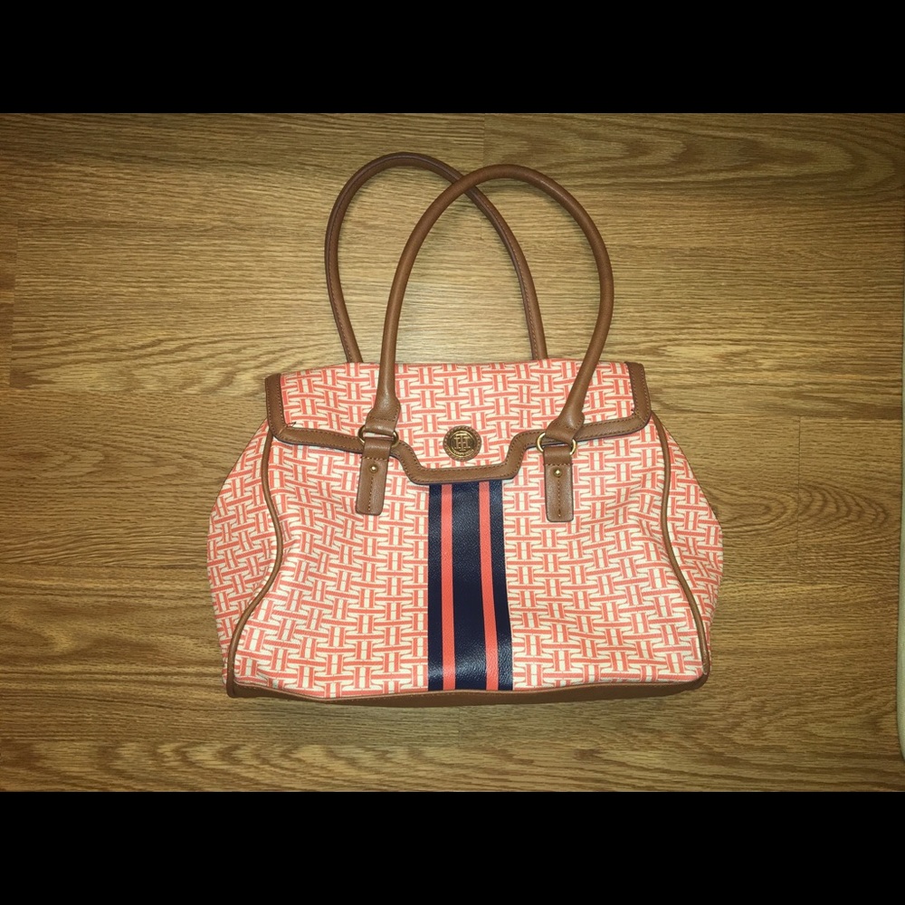 🧡Tommy Hilfiger Purse🧡